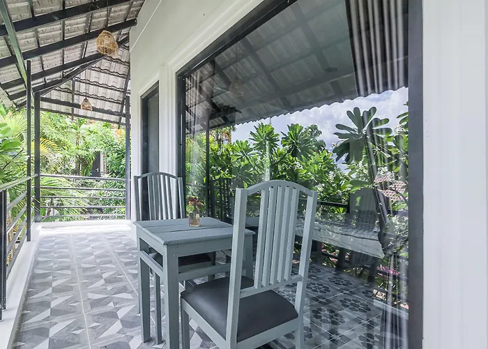 The Botanic Garden 4*